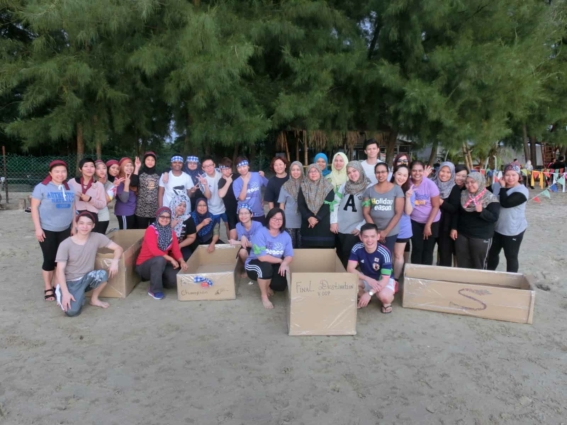 Boat Race and Master Piece challenge for FM Global Team building